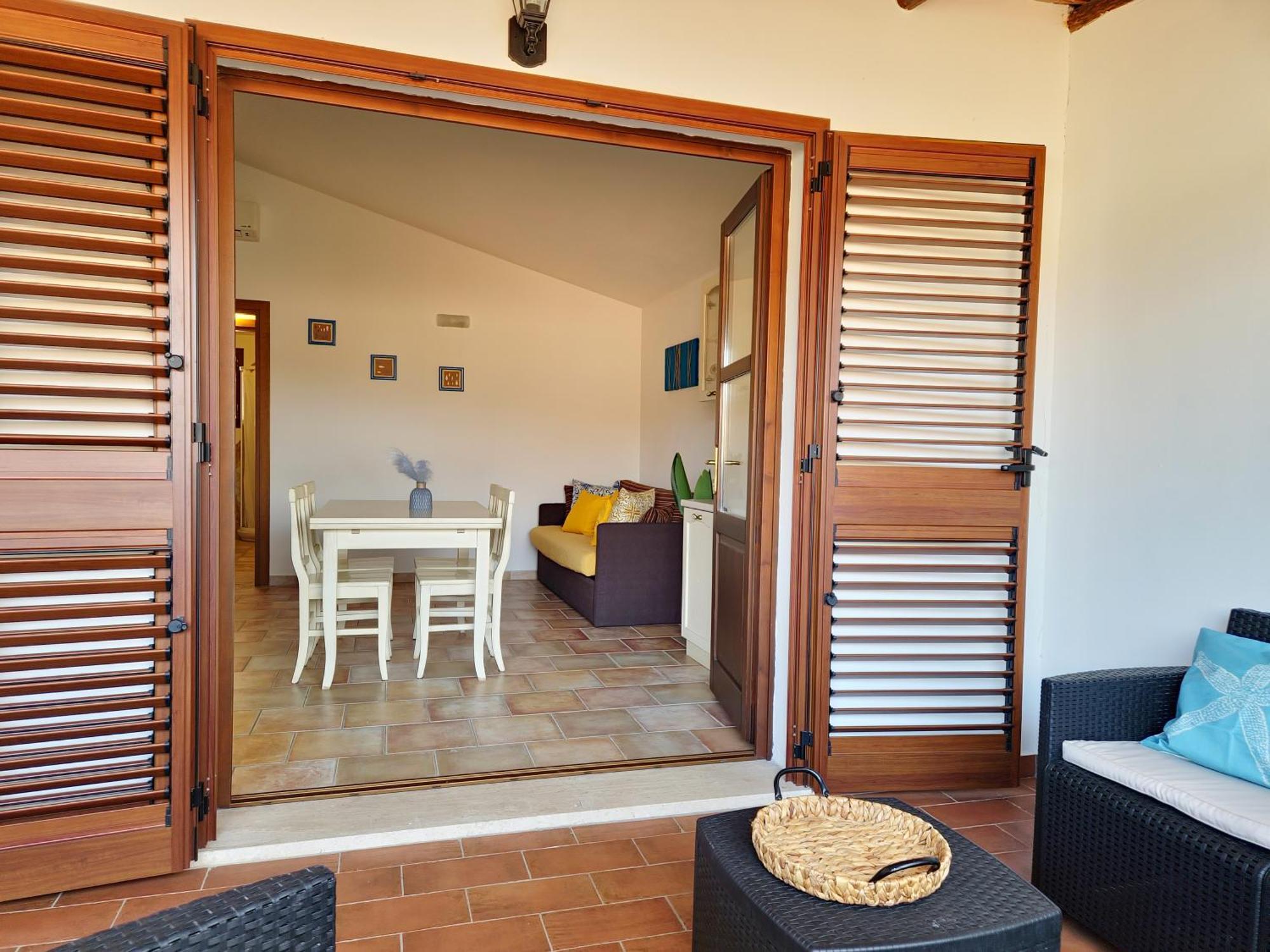 Dommos - Melodie Apartments Cala Liberotto Eksteriør bilde