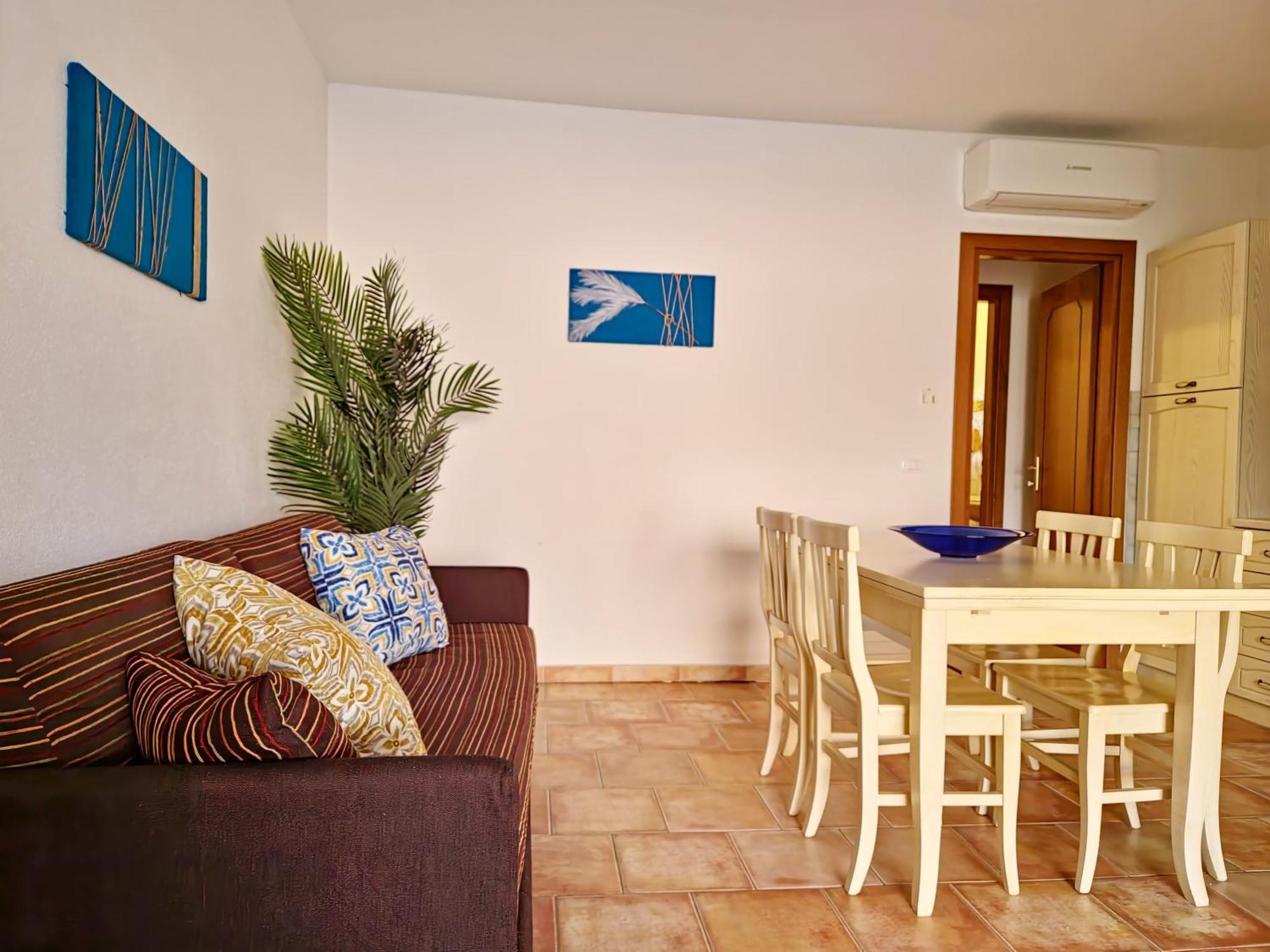 Dommos - Melodie Apartments Cala Liberotto Eksteriør bilde