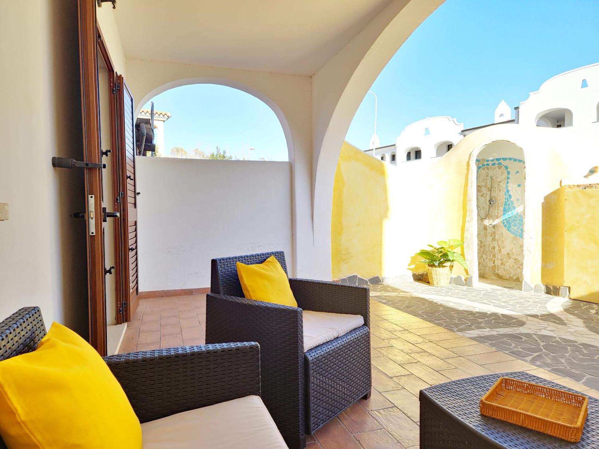 Dommos - Melodie Apartments Cala Liberotto Eksteriør bilde