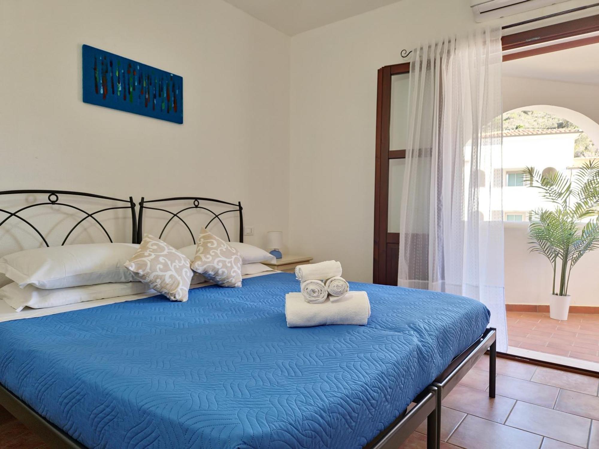 Dommos - Melodie Apartments Cala Liberotto Eksteriør bilde