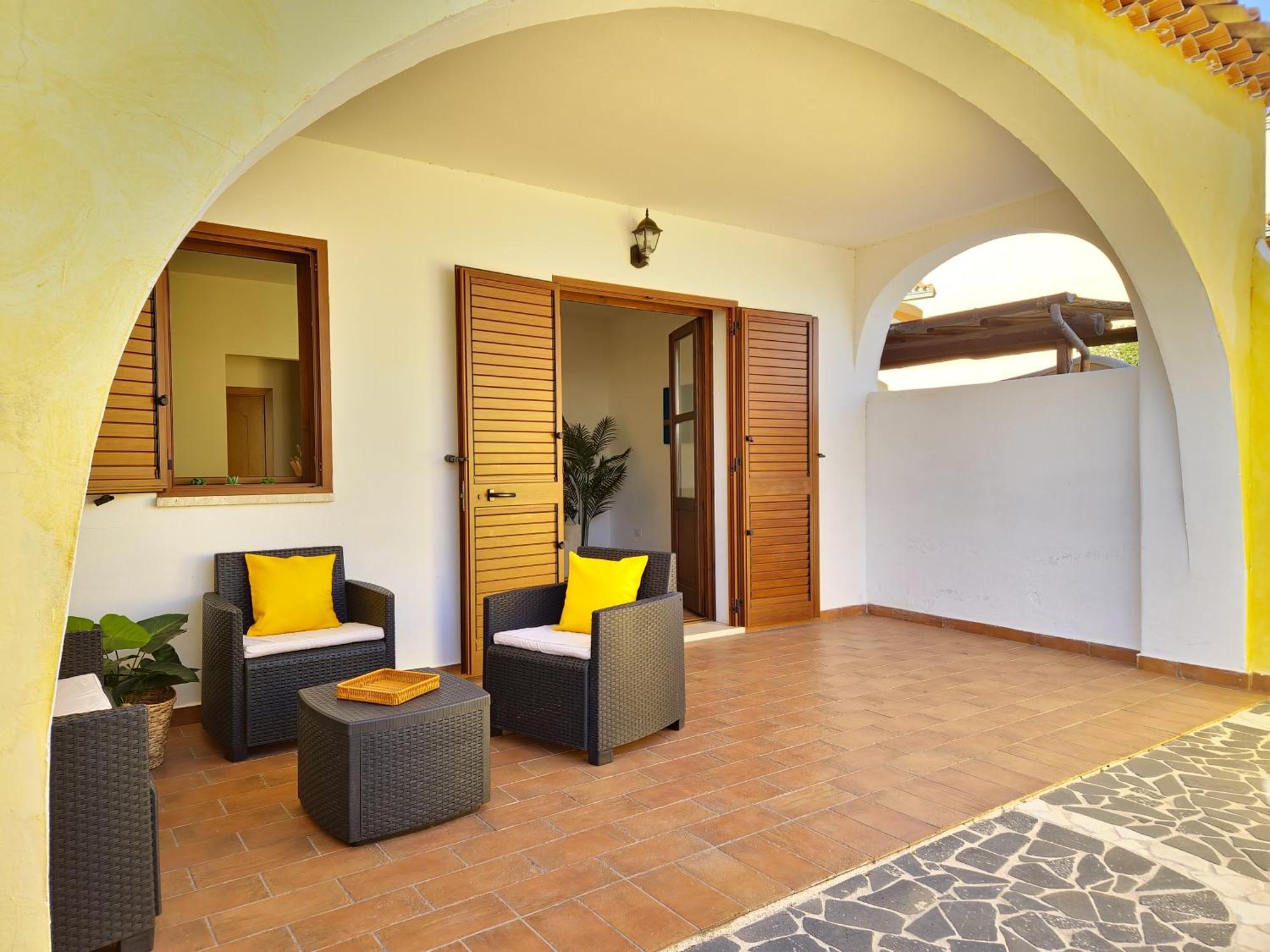 Dommos - Melodie Apartments Cala Liberotto Eksteriør bilde