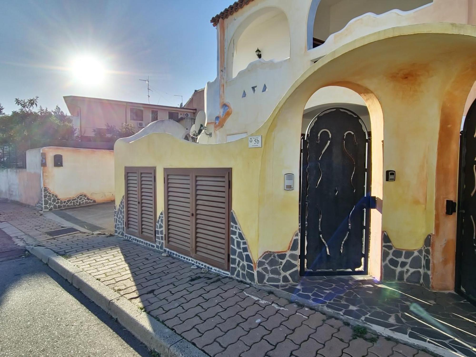 Dommos - Melodie Apartments Cala Liberotto Eksteriør bilde
